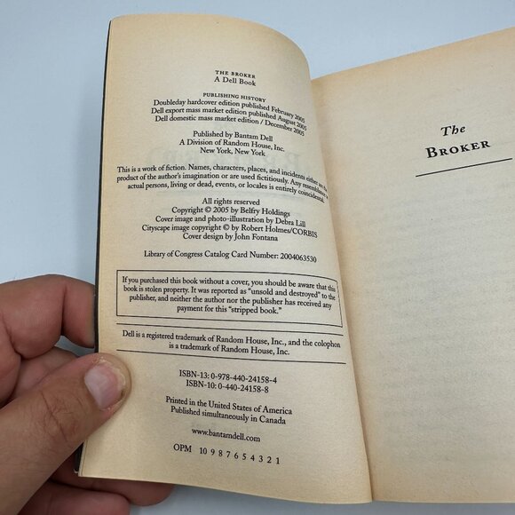 The Broker By John Grisham 2005 Paperback Bestselling Political Thriller - Picture 3 of 3